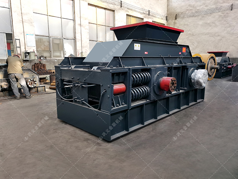 鵝卵石對輥破碎機(jī)介紹，為什么選擇金聯(lián)機(jī)械？