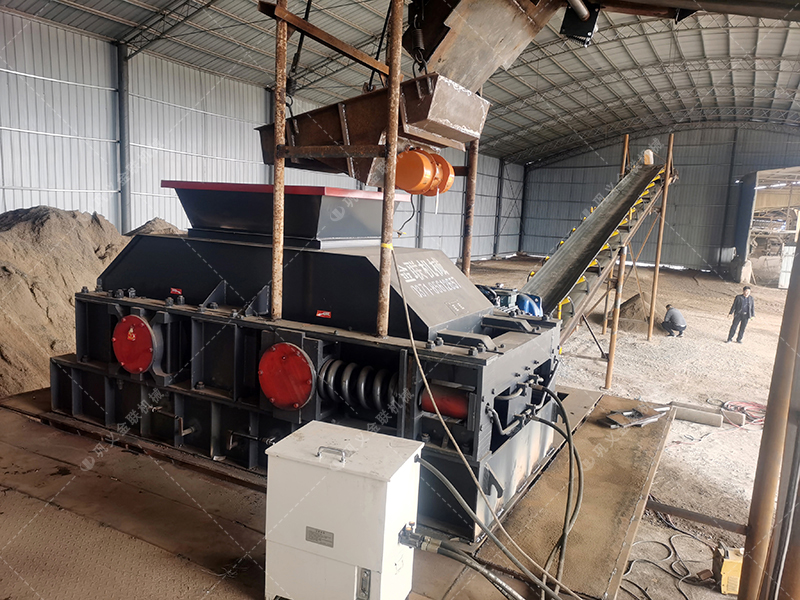 鵝卵石對輥破碎機(jī)介紹，為什么選擇金聯(lián)機(jī)械？